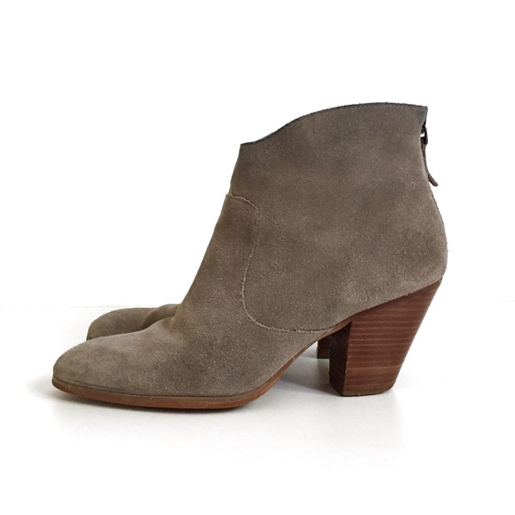 Tesori Gray Suede Ankle Boots Stacked Heel 10M - Picture 5 of 7
